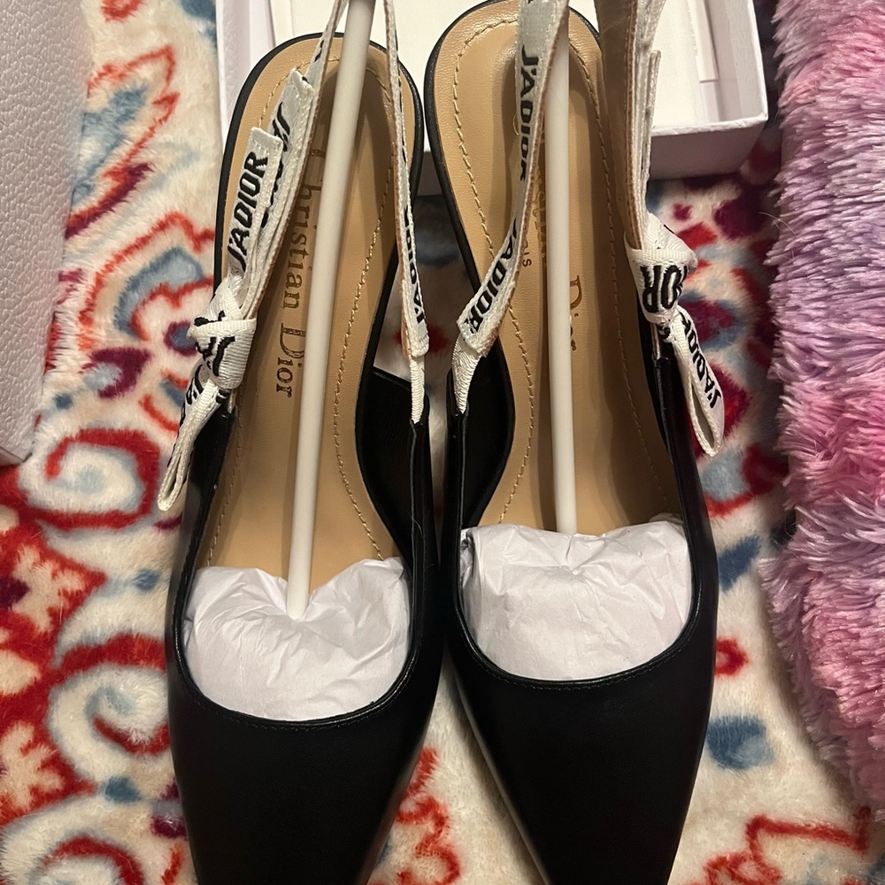 New Black Pump Heels